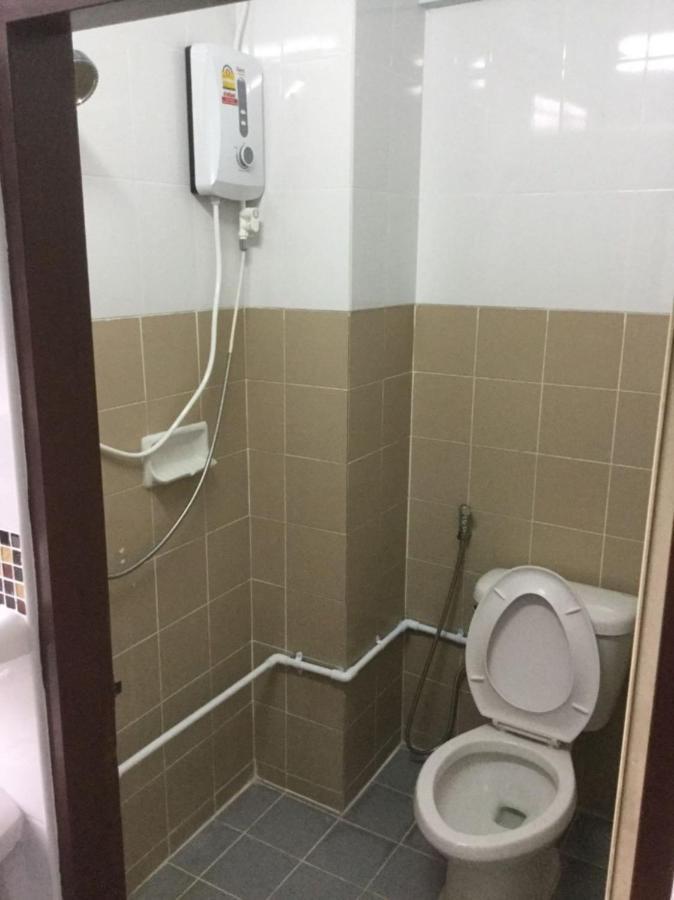 בנגקוק Ze Residence Ram Intra מראה חיצוני תמונה