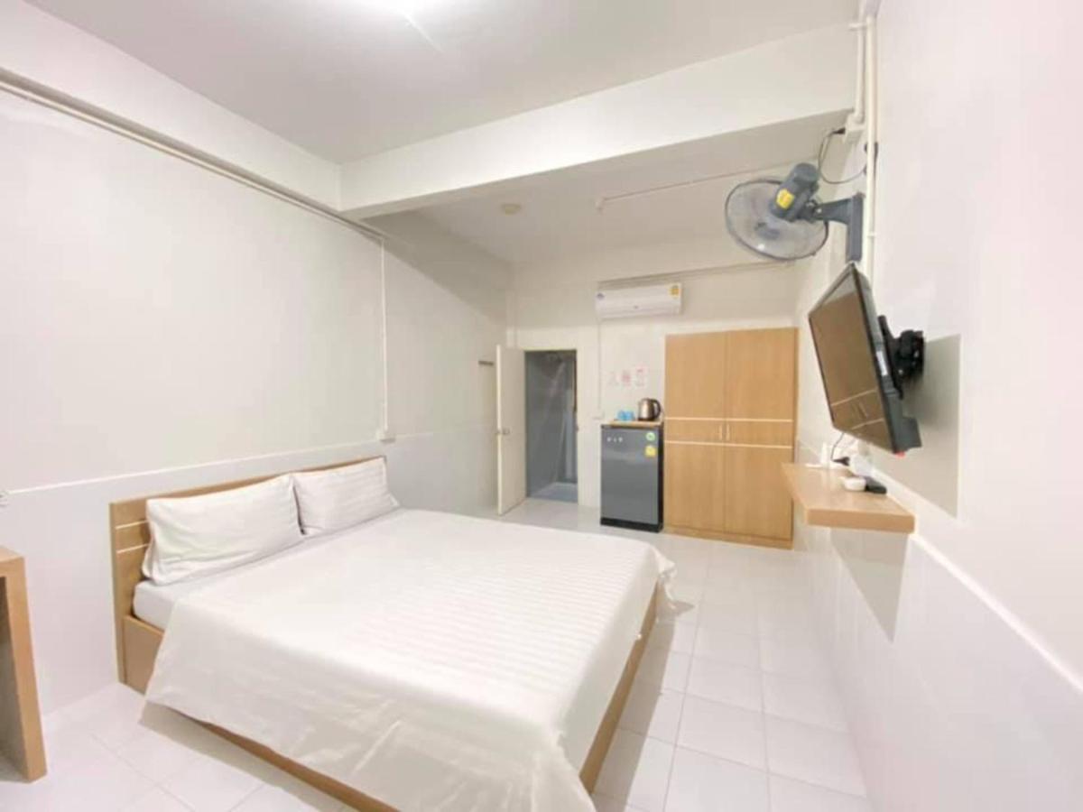 בנגקוק Ze Residence Ram Intra מראה חיצוני תמונה